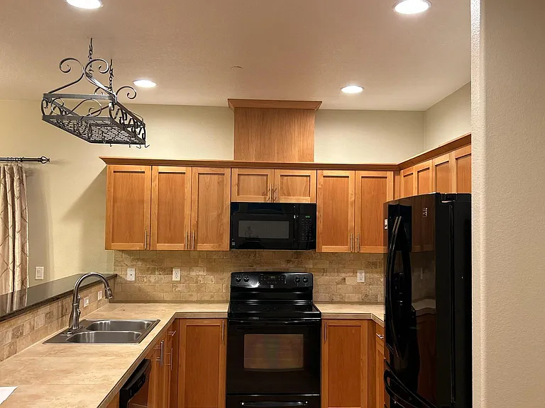 11336 SW Barber St — Photo 4