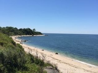 355 Bay Rd, Greenport, NY 11944