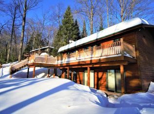 6641 E Kaubashine Rd, Hazelhurst, WI 54531