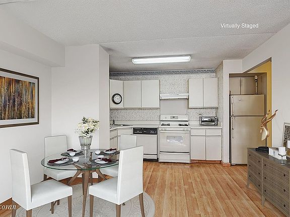 3rd image of 301 W 110th St APT 3M