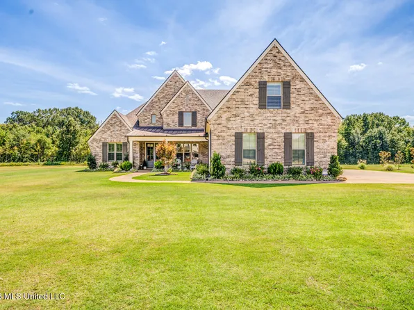 363 Cedar Crest Cv, Byhalia, MS 38611