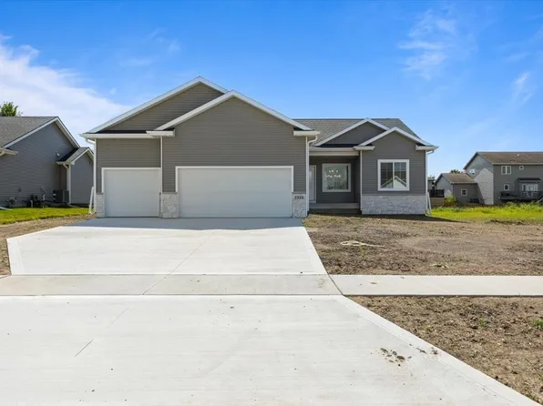 1321 NW 27th St, Ankeny, IA 50023