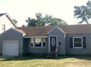 1092 Quentin Rd, Eastlake, OH 44095