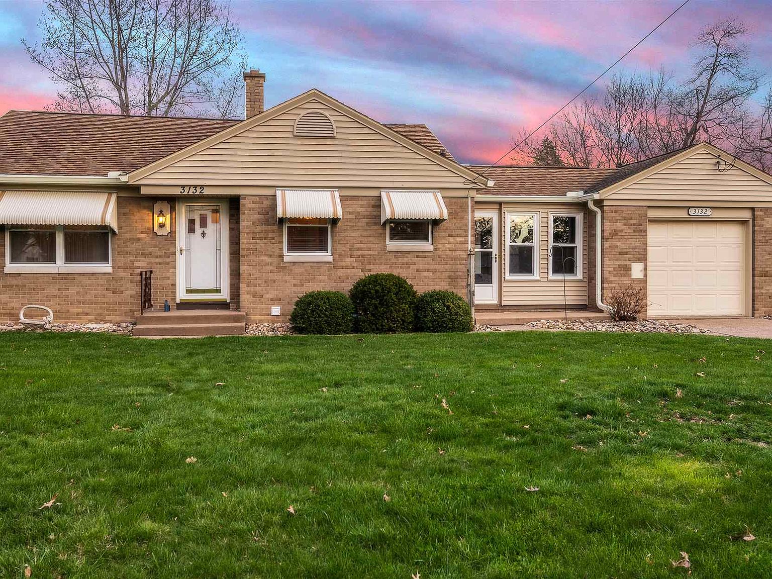 3132 14th St, Moline, IL 61265 Zillow