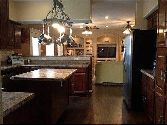 5th image of 13061 Tierra Creel Ln