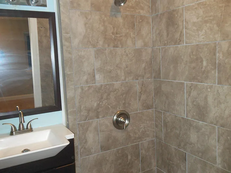 1832C N Elm St #C — Photo 17
