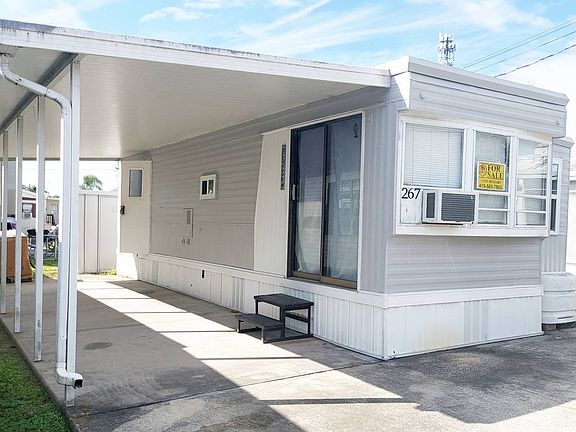 2nd image of 1622 Aires Dr #267