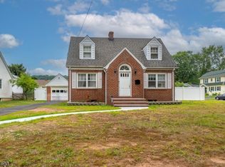 668 Greenbrook Rd, North Plainfield Boro, NJ 07063