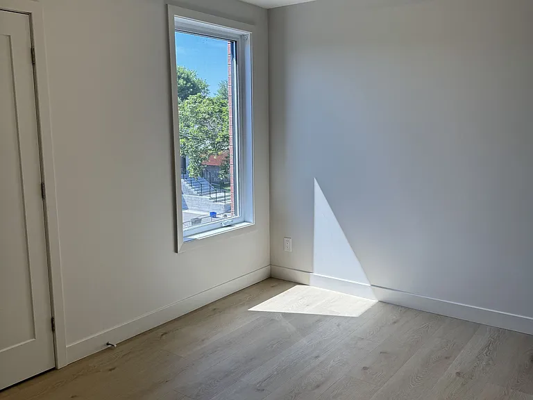 1301 Dorchester Ave #5 — Photo 7