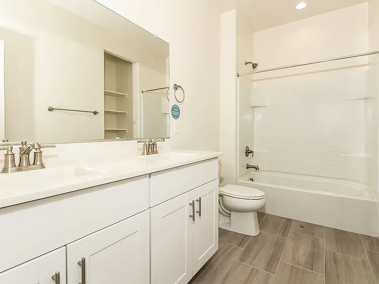 13146 N Grayson Dr — Photo 13