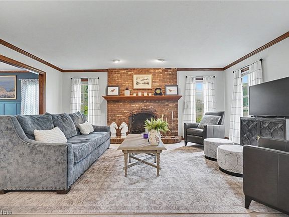 4th image of 115 Queens Ln
