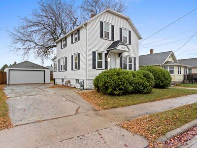 2417 16th St, Two Rivers, WI, 54241