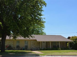 3930 Yellowstone St, Irving, TX 75062