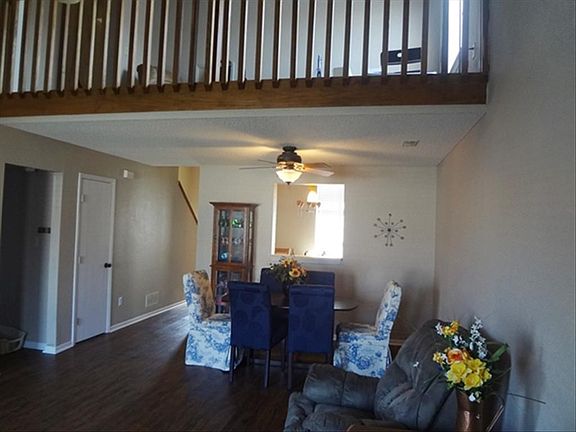 4th image of 8528 Coralberry Ln