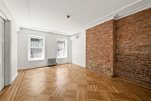 761 Macon St #1 Photo 1