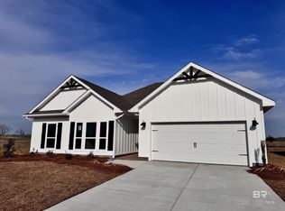 422 Alfalfa St, Fairhope, AL 36532