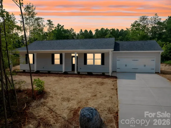 2935 Heavners Farm Ct, Lincolnton, NC 28092