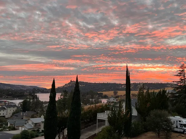 651 Poker Flat Rd, Copperopolis, CA 95228