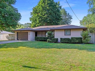 1599 Cormier Rd, Green Bay, WI, 54313