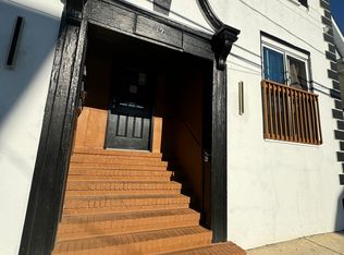 19 S Vassar Sq APT 4, Ventnor City, NJ 08406