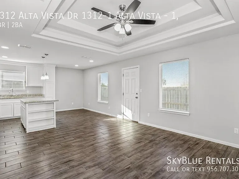1312 Alta Vista Dr #1 — Photo 3