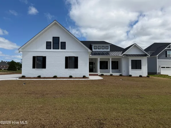 1012 Buckley Drive, Grimesland, NC 27837