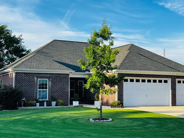 133 Jacob Landing Dr, Hazel Green, AL 35750