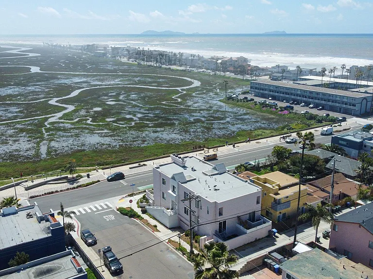192 Imperial Beach Blvd — Photo 5