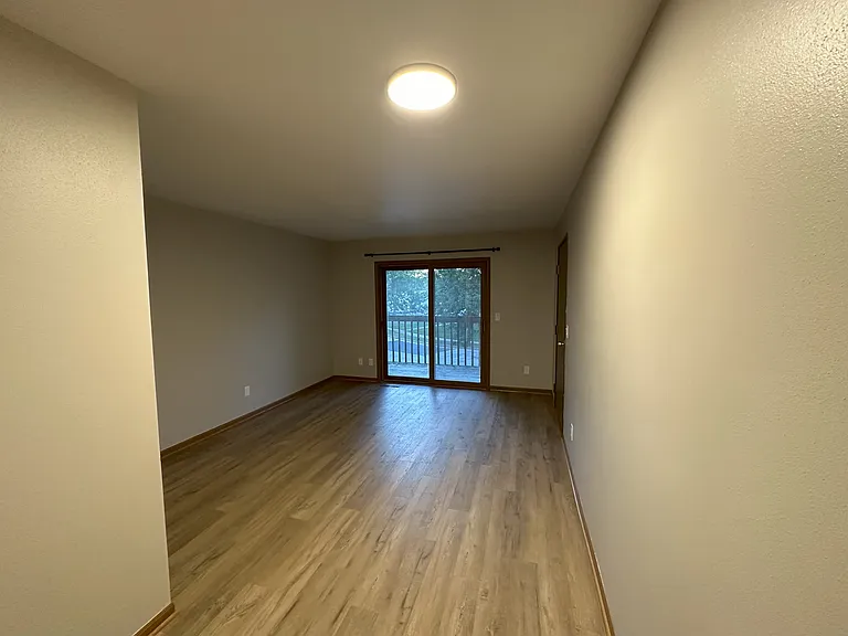2046 Cliff Alex Ct S #4 — Photo 6