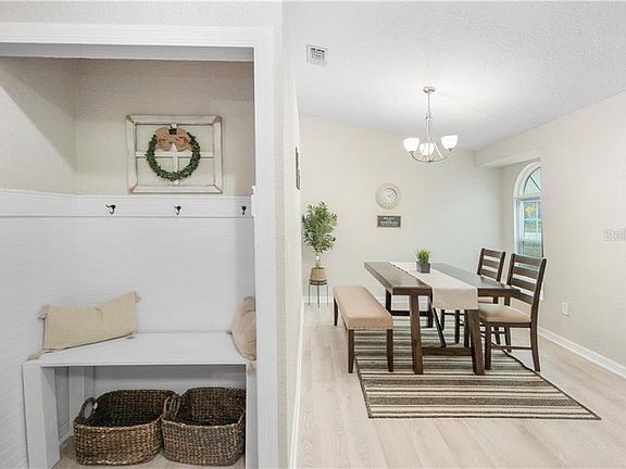 4th image of 4602 N Country Hills Ct