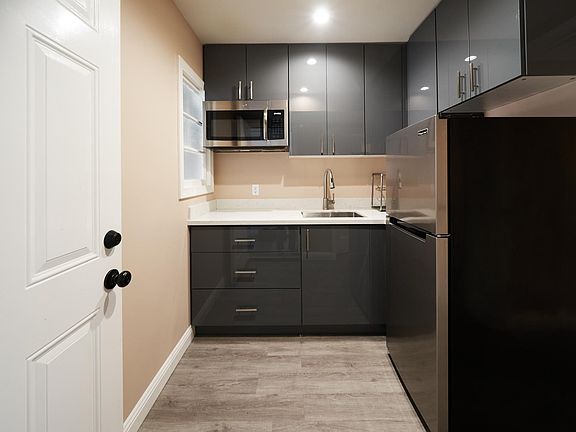 2nd image of 2066 46th Ave