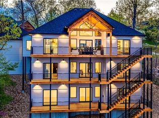 29 Knox Point, Lake Ozark, MO 65049