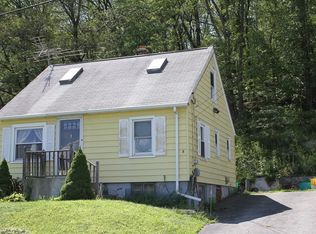 5 Crillon Rd, Worcester, MA 01605