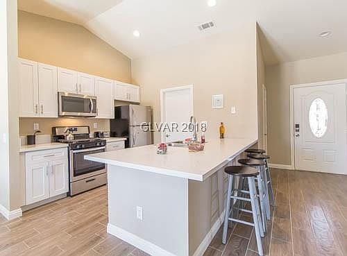 3rd image of 5433 Sunnyville St
