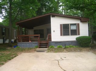 8 Whitman Rd, North Brunswick, NJ 08902