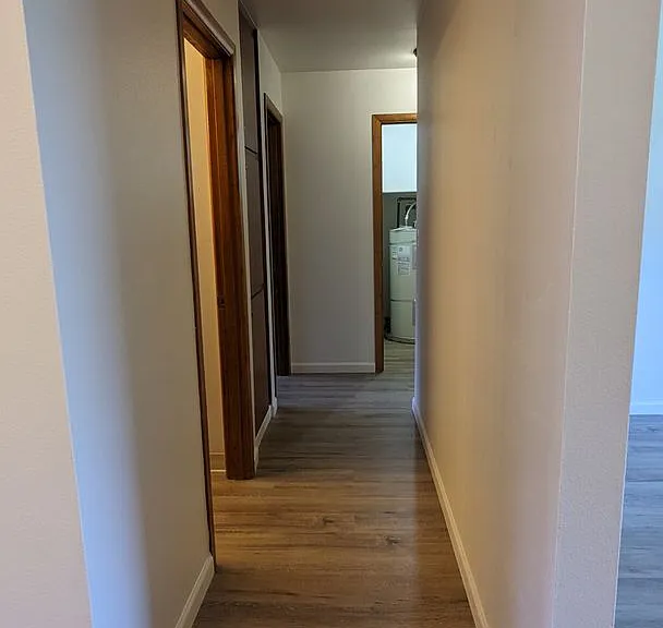 Bel Air Apartments — Photo 40