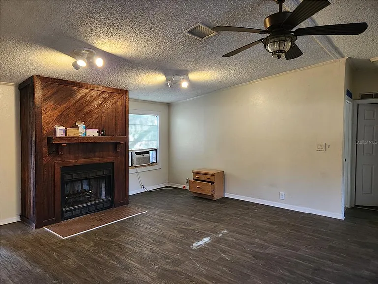 2608-20 Mile Level Rd — Photo 11