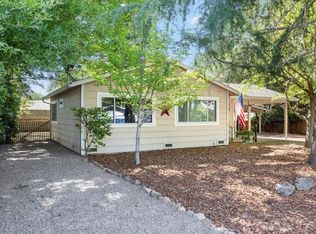 209 SW Westholm Ave, Grants Pass, OR 97526