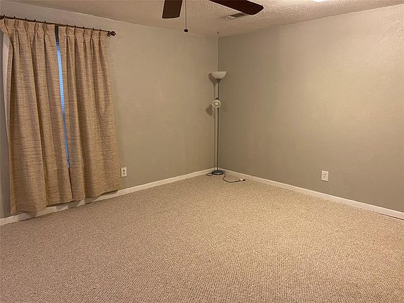 3rd image of 214 Strait Ln