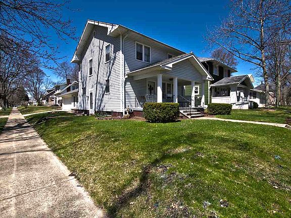 3rd image of 223 Arcade Ave
