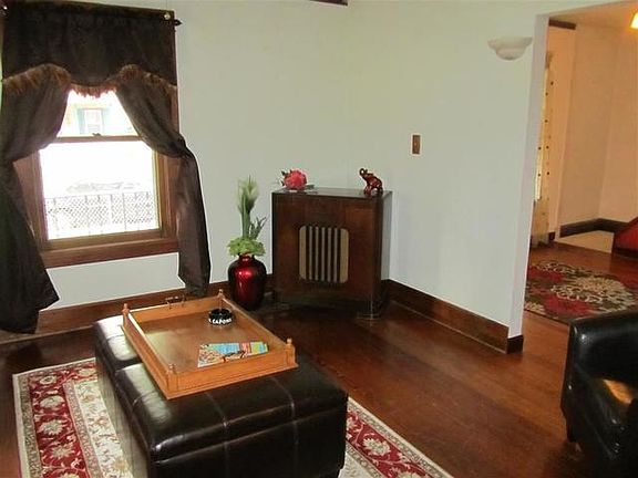 4th image of 1211 15th St