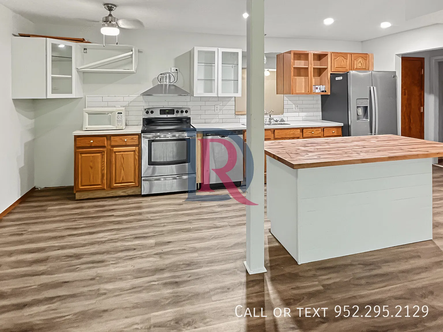 2br 2ba Condo In Roseville! — Photo 3