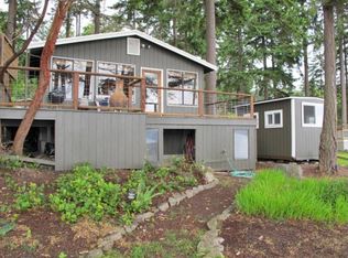 783 Roberts Bluff Rd, Coupeville, WA 98239