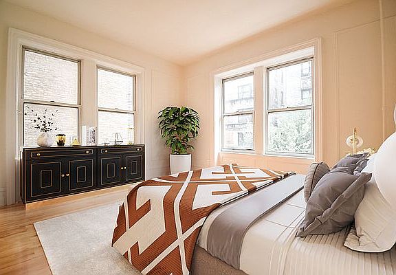 3rd image of 605 W 141st St APT 32