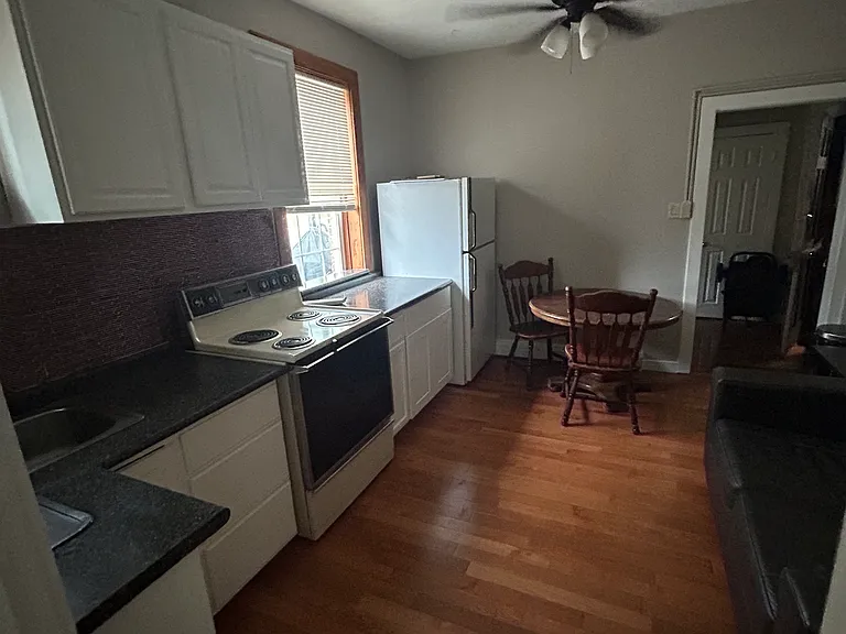 2855 N Humboldt St #6 — Photo 12