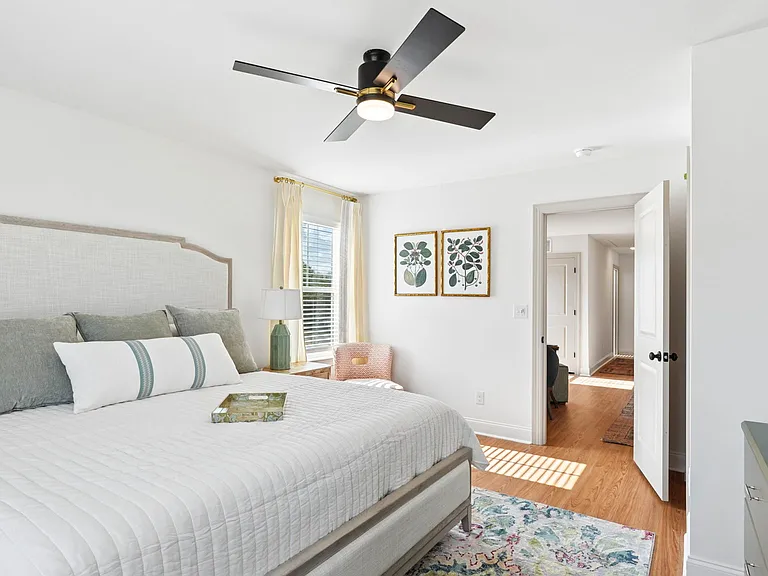 New Classically designed Duet style homes for Rent in Charlotte — Photo 14