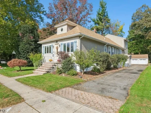 137 Ravine Ave, West Caldwell Twp., NJ 07006