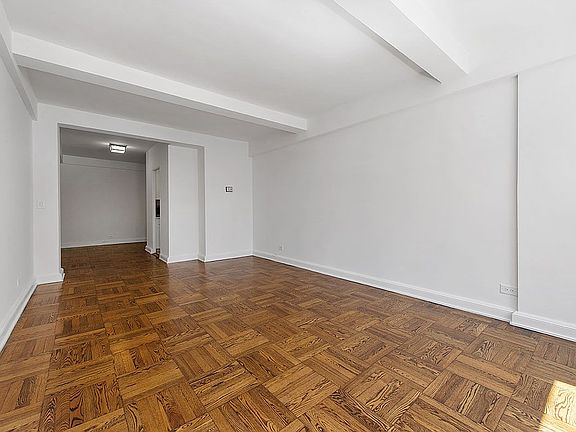 5th image of 300 E 57th St APT 6k