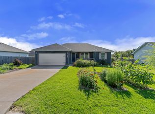 392 Pirate Ln, Pleasant Hope, MO 65725