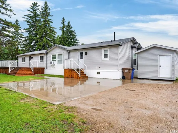 119 Railway AVENUE, Kinistino, SK S0J 1H0